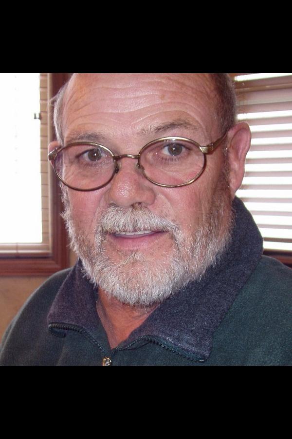 JayTeeSmith's tweet photo. Happy Birthday Pop! Not a day passes without you being on my mind. I love and miss you greatly. http://t.co/qZVvZY3z7u