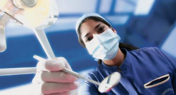 El precio de los tratamientos dentales puede variar hasta un 1.036% goo.gl/DyIY5f