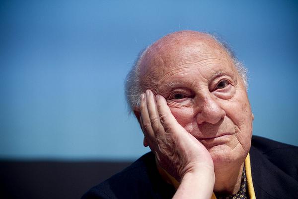 SchermiArte2016's tweet photo. Venerdi 29 agosto, ore 19.30
Proiezione del doc. "Raffaele La Capria: scrittore d'acqua", di S.Amato ed E. Trevi http://t.co/oVNvtvzKZG