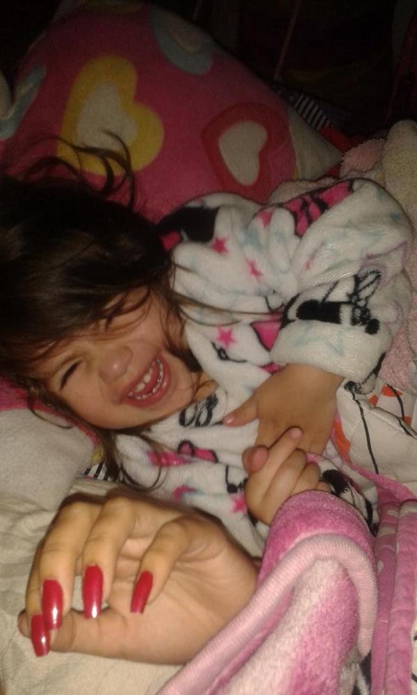 kami_karo's tweet photo. Teamo hermosa mia ♡♡ http://t.co/40ovZLXOLX