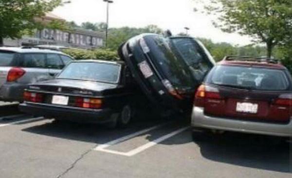 app_bandit's tweet photo. Parking at high point be like http://t.co/eRM3PJljZ6