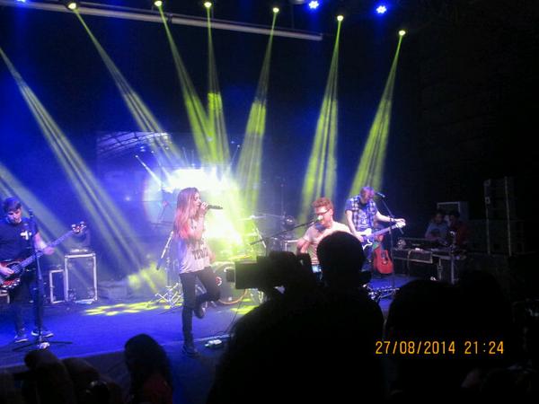 TONIGHT WAS AMAZING! THANK YOU SO MUCH♥