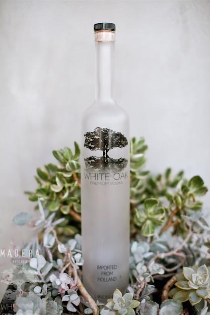 WhiteOakVodka's tweet photo. White Oak Wednesdays! #WhiteOakVodka #ThisIsLiving #Alcohol #Vodka http://t.co/vCzJJEpmlf