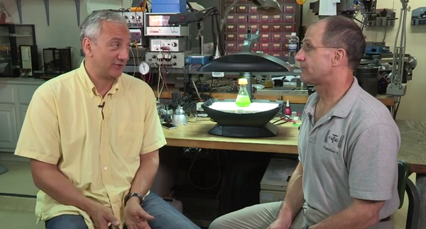 <a href="/NASAVeggie/">NASA Veggie</a> "<a href="/NASASocial/">NASA Social 🚀</a>: How are plants grown on #ISS? <a href="/Astro_Mike/">Mike Massimino</a> &amp; @Astro_Pettit explain: bit.ly/1piRWcD "