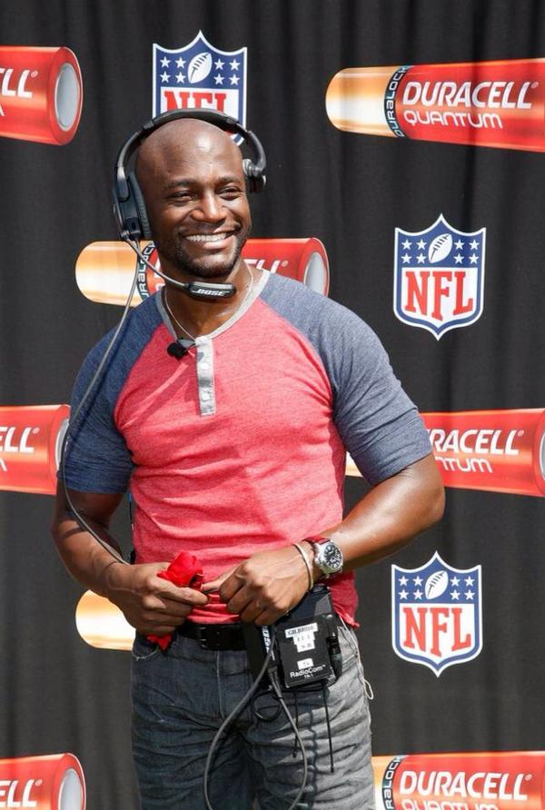 TayeDiggs's tweet image. I got to play head coach today at @MLstadium today, thanks to @Duracell. Can I have the job? #spon