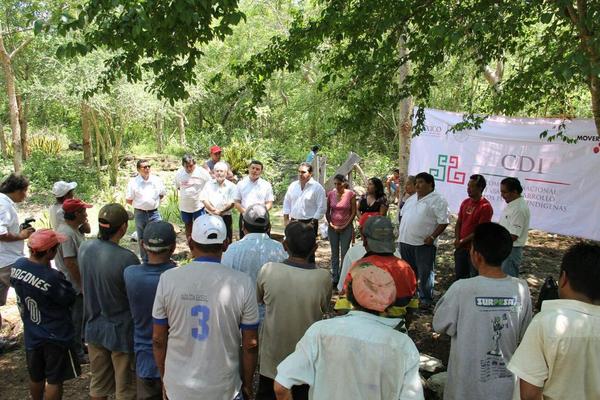 J_castilloruz's tweet image. @JesusCVidal Entregó apoyos a proyectos de Servidores turísticos de Abalá y Cacao #CenotesYucatán @CDI_mx