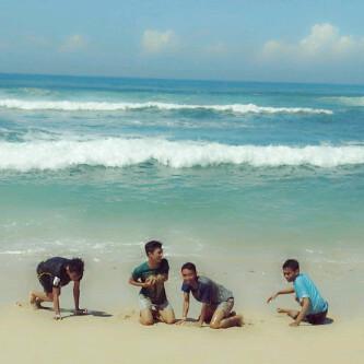 Adhekthefallen2's tweet photo. Jogja http://t.co/EnelbIRgdz