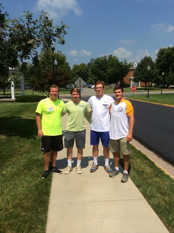 SAESocialChair's tweet photo. Good luck to the freshmen class of '18. big s/o to all the students who helped make #moveinday14 a success. #centre14 http://t.co/gJjF95JldI