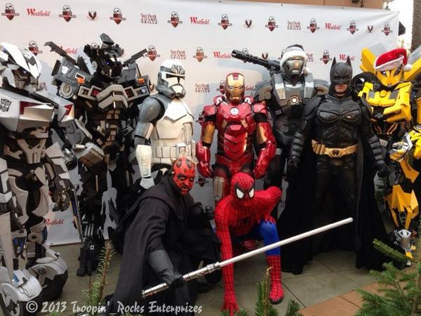 combatradio's tweet image. Pls RT! Working w/@adrianpaul1 to bring #Christmas to Homeless Children! Pls support the cause gofundme.com/ACombatRadioCh…