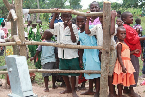 Water4KidsInt's tweet photo. #WaterWednesday A #W4KI Walk 4 Water can do so much #PowerOfLove Learn more @ http://t.co/A3HHEPM6W3 LortonVA Sept 20 http://t.co/goStHEvRsd