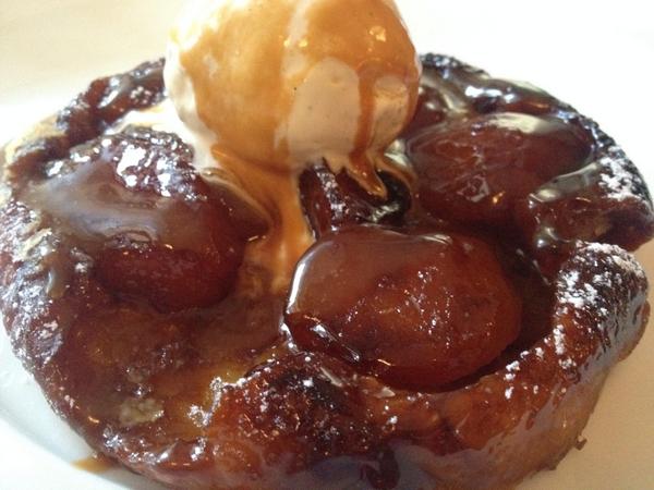 JCCapel's tweet photo. #MicroCriticaCapel rte #Pos3 #Helsinki Cocina escuela francesa corte burgués con acentos nórdicos Grandes postres P 7 http://t.co/WRLXDFQqIi