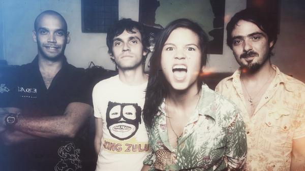 Songgomusic's tweet photo. El #Songgo del día es para @bombaestereo, cuyo #album fue nominado en los @LatinGRAMMYs el año pasado! #Colombia http://t.co/3fjdebvqBY