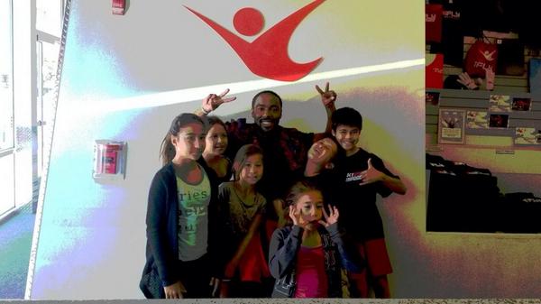 iFLYSFBay's tweet image. Rad #iflyselfie x 3 #iflyindoors #iflysfbay