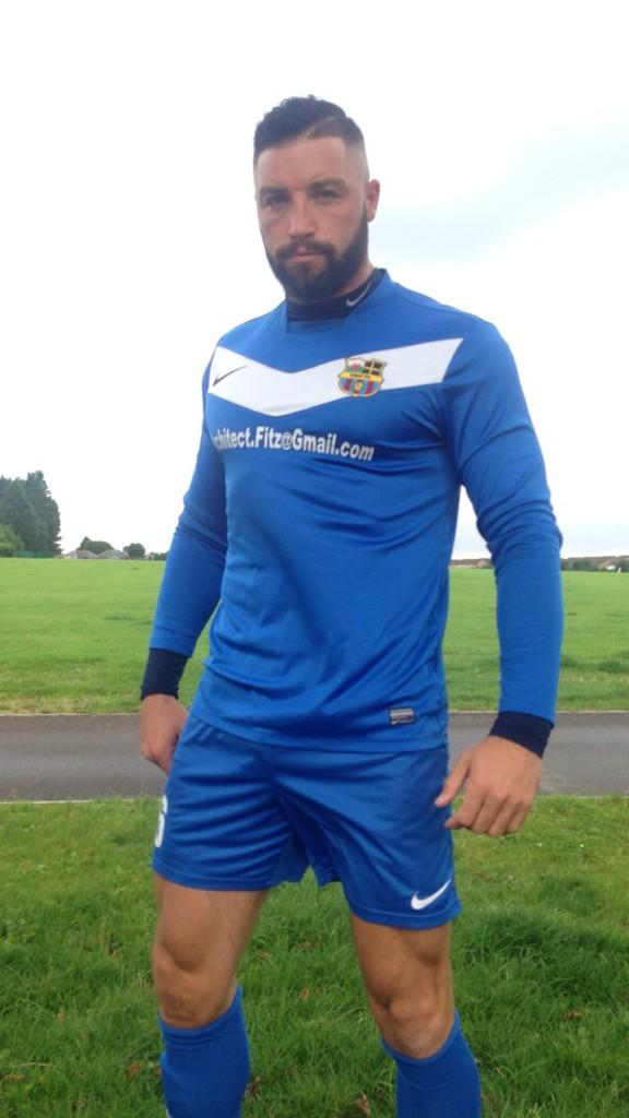 simoncoolston's tweet photo. @knap_fc love scoring goals ha ha love football ⚽️ http://t.co/ROY0ti0qcz