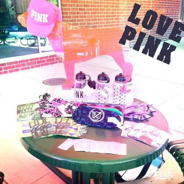 catmoore5's tweet photo. had an awesome time at @GMUPINK Spotted in PINK!  Stay tuned for tomorrow's event! #pinkreps #GMUPINK 💕 http://t.co/pNl2QvX1Yx