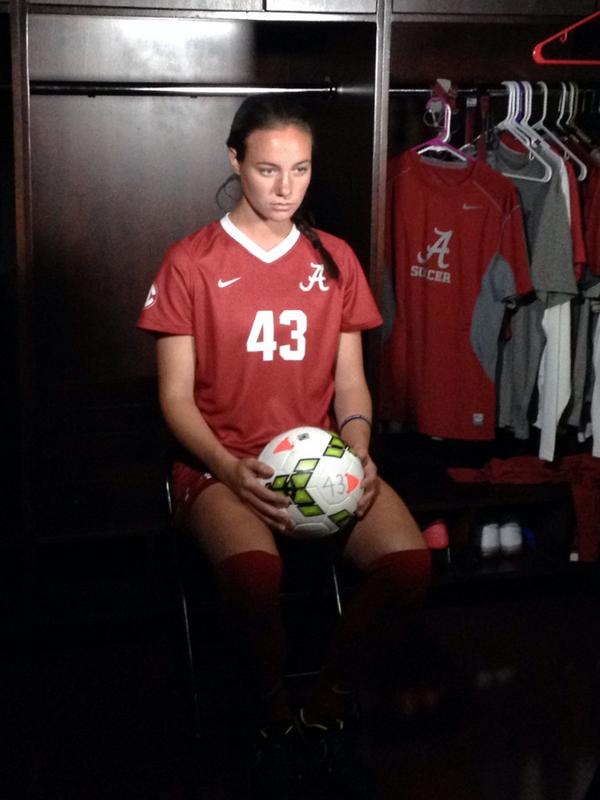 AlabamaSoccer's tweet photo. Abby Lutzenkirchen putting the no. 43 on for the first time #RollTide #Lutz43 http://t.co/aMTzHKqQ3c