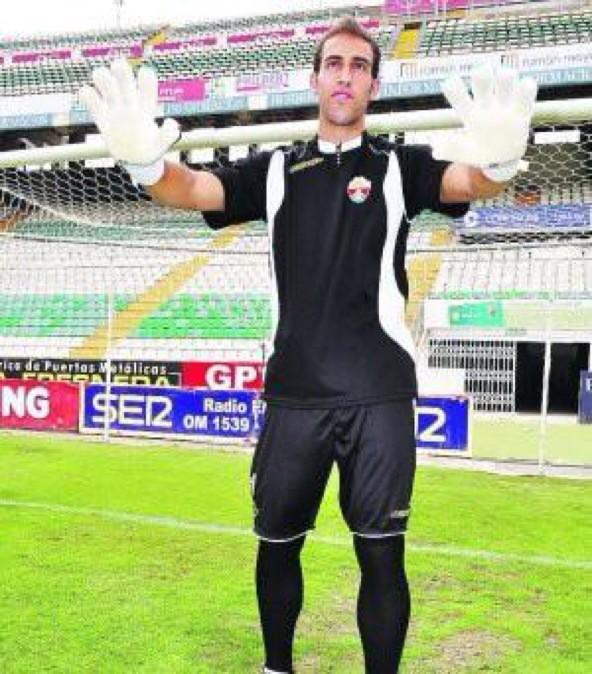 luisdelacarla's tweet photo. Enhorabuena a Diego Rivas por su fichaje @AlbaceteBPSAD gracias por la confianza prestada a ambos en @IdentitySport http://t.co/Tvt1cyAcbA
