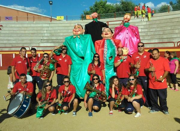 Buena tarde en Fresno el Viejo en el comienzo de sus fiestas.
#buenagente #piraostour2014