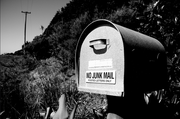 emailoctopus's tweet photo. Email Marketing's 10 Most Important Questions, Answered http://t.co/7KohtltIA2 via @buffer http://t.co/GydV9k5gKr
