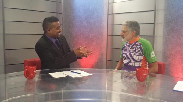 Randycity's tweet photo. Big thanks to @irwinnayer for being my guest on #localnotes @RogersTVPeel as we chat #tourdemississauga @MCSEvents http://t.co/xmwI063VlJ