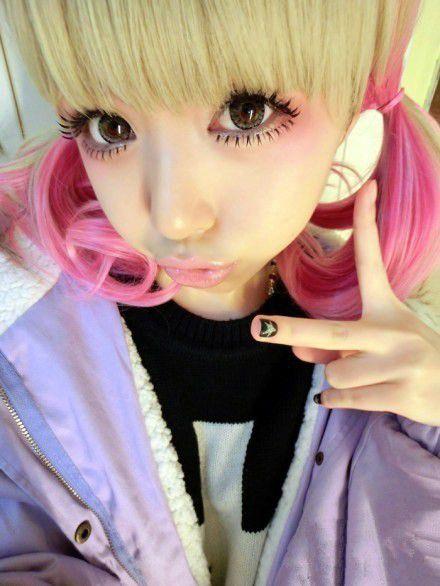 CheapPromProm's tweet image. Pretty Harajuku wigs.
goo.gl/kRzMVQ