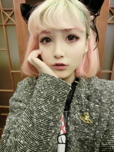 CheapPromProm's tweet image. Pretty Harajuku wigs.
goo.gl/kRzMVQ