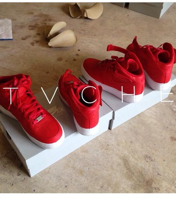 SteffThaMan's tweet photo. I need to find out who makes these forces b. ASAP! http://t.co/n7zlWmfIec