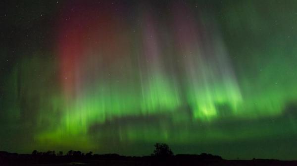 CBCNews's tweet photo. Northern Lights put on a dazzling display in Saskatchewan http://t.co/z17HVp3C6Z http://t.co/hQ9PhyFu7g
