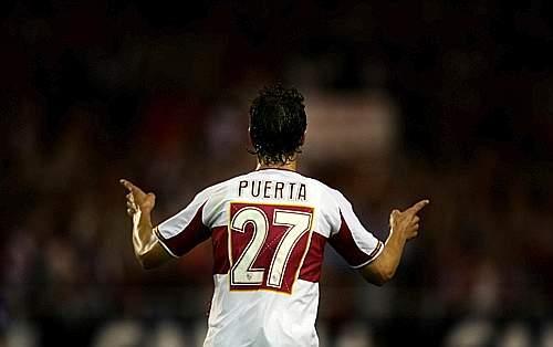actsevillista's tweet photo. Hoy 28 de agosto hace 7 años que nos dejó nuestro #Eterno16.
Antonio allá donde estés, no te olvidamos. http://t.co/sZXVVsfQqL