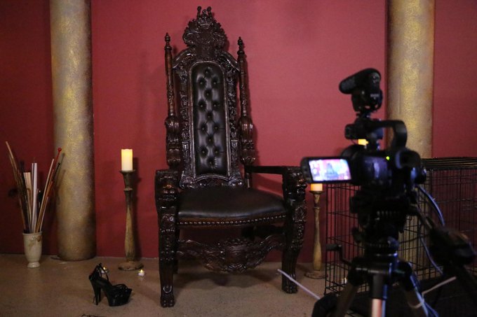 Getting set up for tonight's live broadcast. #femdom #dungeon #footdomination sign up at http://t.co/gGQJgxDyn2<a href="/tag/femdom"class="tags">#femdom</a><a href="/tag/footdomination"class="tags"><span>#footdomination</span></a><a href="/tag/dungeon"class="tags"><span>#dungeon</span></a>