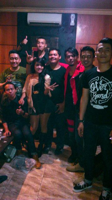 Lastnight <a href="/Glamour/">Pamela Fierro</a> tuban, with Teguh <a href="/teguh_vagetoz/">teguh permana</a> cc @vagetozzofficial yeayy.. ~(‾▿‾ ~) (~‾▿‾ )~