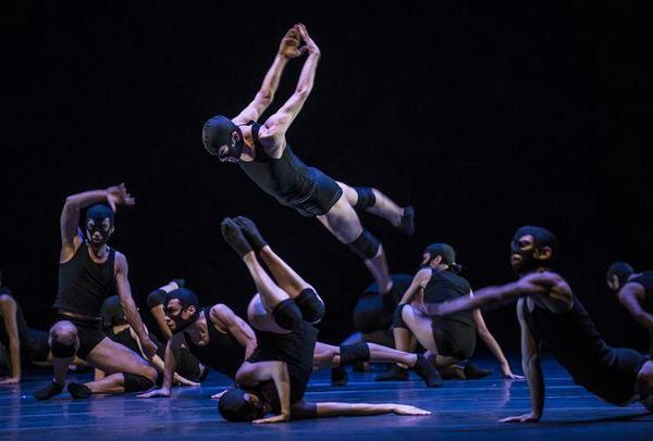 +1 <a href="/Ibacache/">Javier Ibacache</a>: La siesta del fauno  de Isabel Croxatto  Ballet de Santiago @TeatroMunicipal (Fotos Patricio Melo) ”