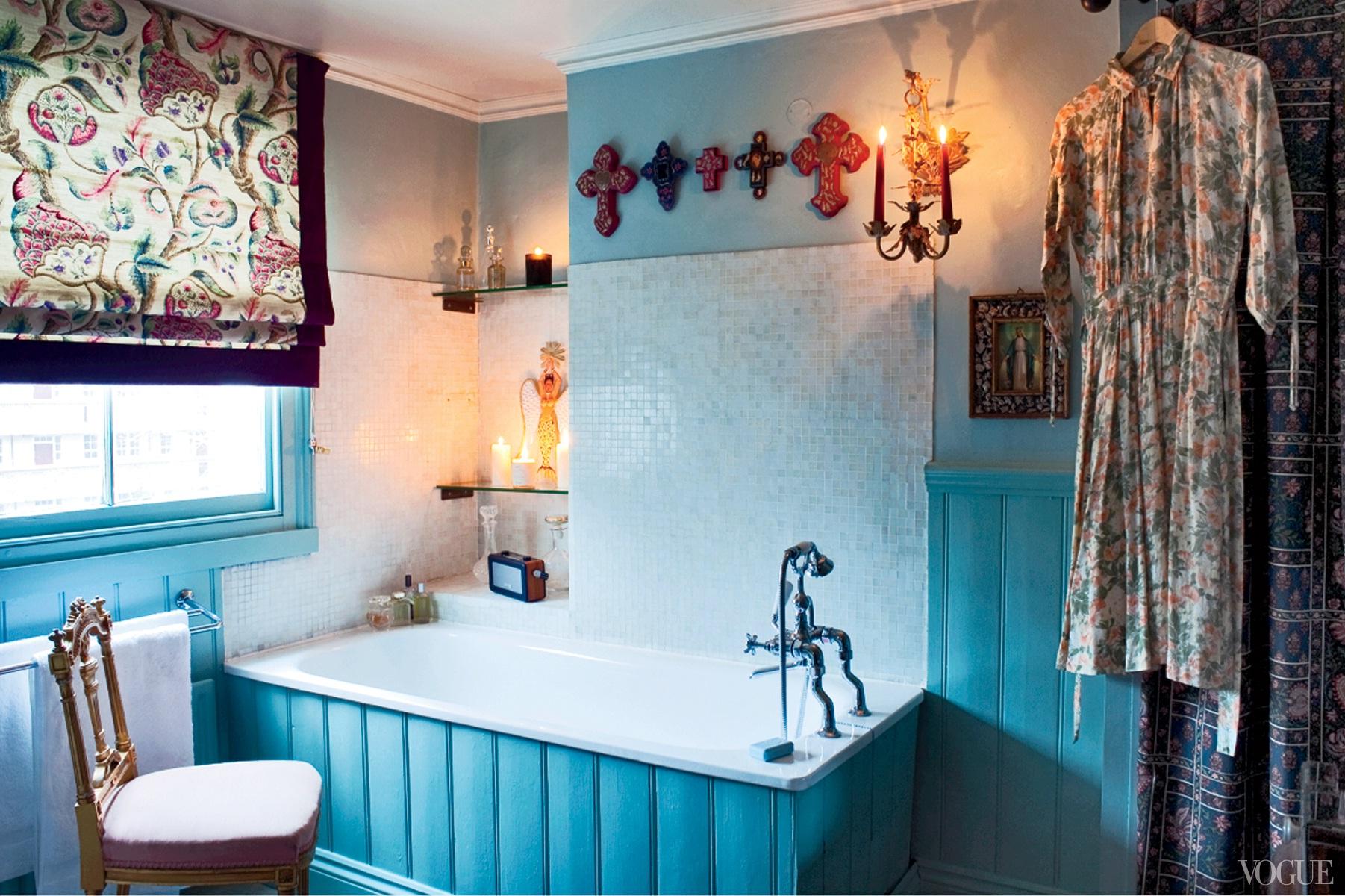   - Happy Birthday to Florence Welch - We LOVE her quirky home in London - Rustic chic 