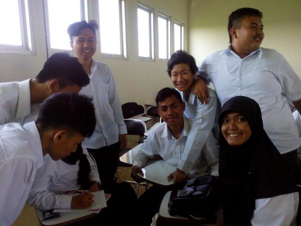 YeYeni86's tweet photo. see you in the next program. http://t.co/UYD19FXBd2