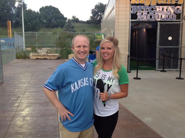 ryanwalker22's tweet image. BFF 4 lyfe #royalsocial