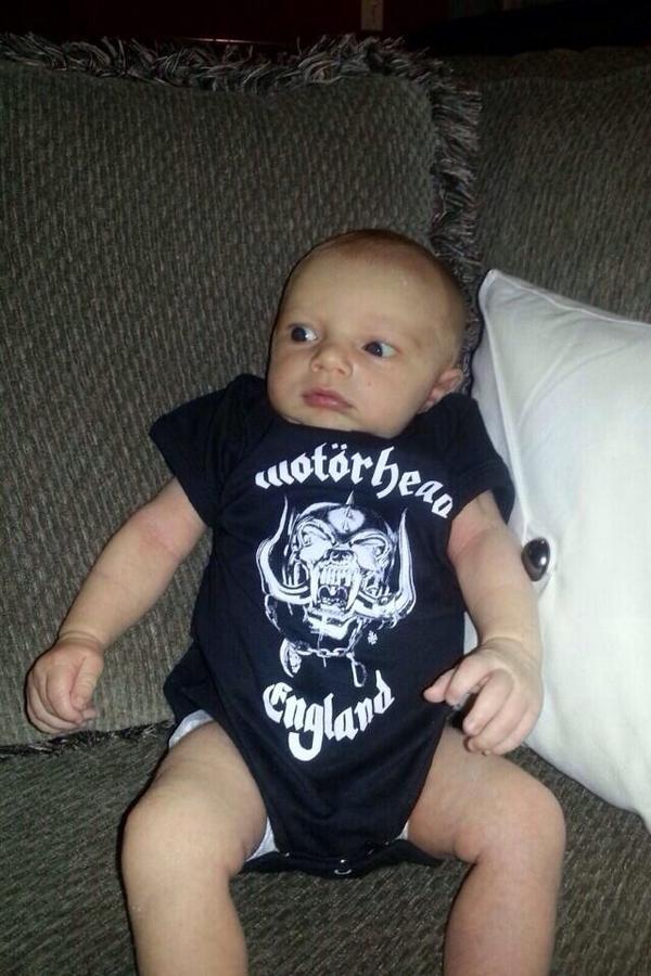 Zmanfrent's tweet photo. Hey LEMMYYY @myMotorhead meet my baby cousin Lenny! http://t.co/GTPVKA5Xfp