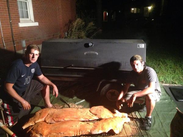 brentrdiller's tweet photo. And this little piggy went to... @MDUBB94 @IsaacKebe #catholicrushweek http://t.co/ZuPba0lSvj