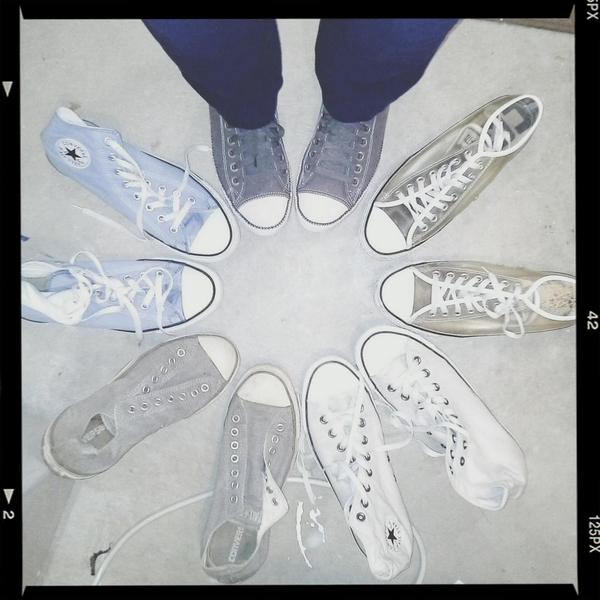 dat_abbs's tweet photo. "who's the new guy..?" #meetnewfriends #mycons http://t.co/kYSoGa4y12