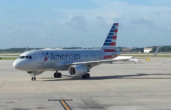 motivation_bu's tweet photo. #American #Airlines New Colors #Airbus #A319 Wood #Airplane Model- Find great deals on http://t.co/AFLLhUswMI http://t.co/LnyOsEQ6eC