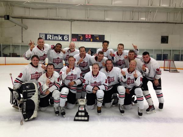 MattySenges's tweet photo. Upper Decks are Champions again!!!! 4-2 Win! #ashl #8rinks #championshiptitlenumberfour #OwnTheMoment @BauerHockey http://t.co/91tWEDNjGS