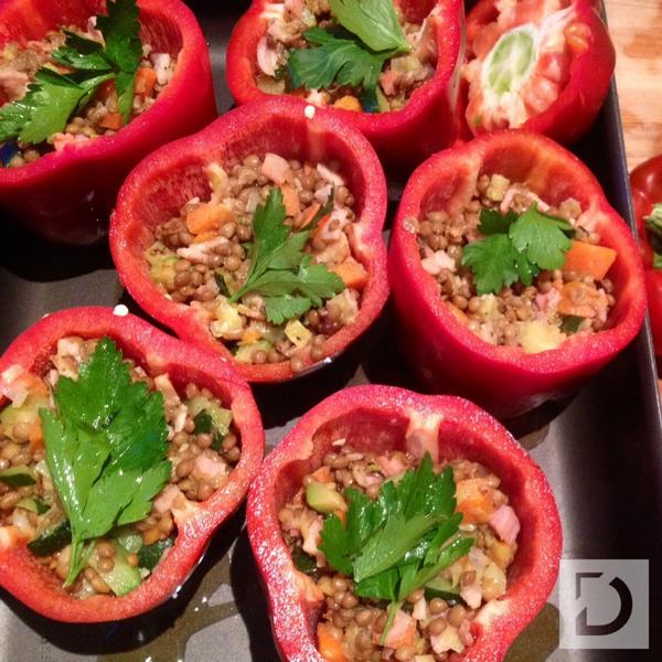 DaniStevens's tweet photo. @jamieoliver ahhh this pic just reminded me of my fave #serbian dish #redpaprika http://t.co/XGYQf6sjkj #food #recipe http://t.co/Q4qStQZkzU