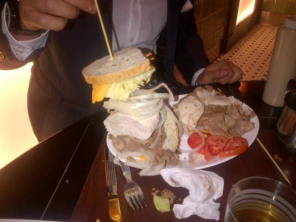 euweee's tweet photo. And the damed sandwiches they got out here.......da fuq?!?! @TreyyStylez @TabethXo .....sober now! http://t.co/qyFI9DYcOF