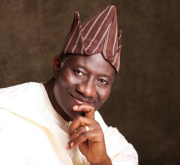 YNaija's tweet photo. Opinion: Patriotism, religion, #BringBackJonathanIn2015 and other things Jonathan http://t.co/avg0O6QI2l http://t.co/CiYyqLmBzO
