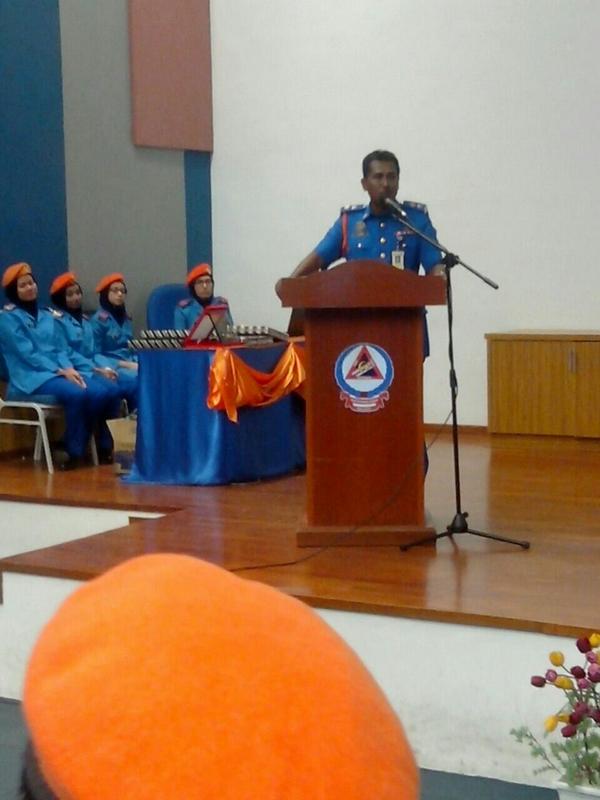 JPAMKangar tweet media