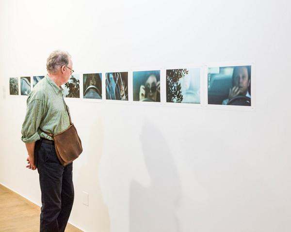photoespana's tweet photo. PHotoEspaña 2014 concluye con 718.000 visitas en una edición dedicada a las artes visuales españolas #PHE14 http://t.co/aHC2V5BoSY