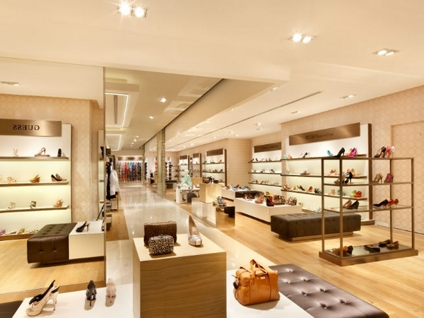 LINEA - Galeries Lafayette Jakarta
Pacific Place Mall Lt.1,SCBD
12190 Jakarta
Phone : (021) 57973421