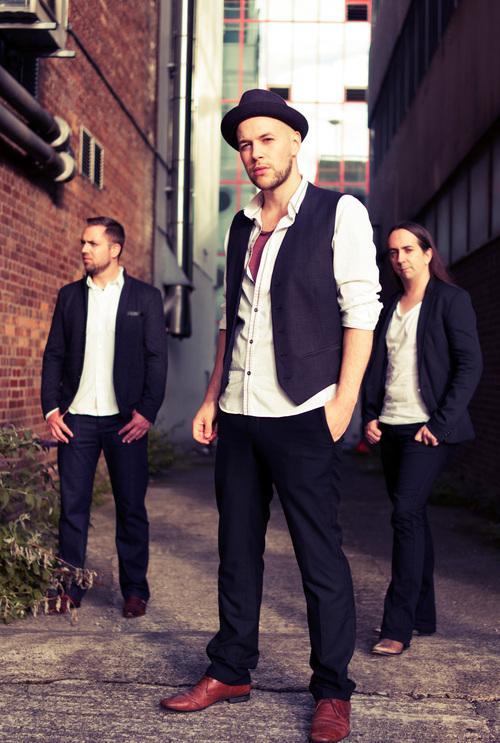 HMVIreland's tweet photo. Looking forward to seeing @TheRisingMusic play @hmvBelfast #breakingstage tomorrow @ 1pm. All welcome! http://t.co/50zRqnNOMn