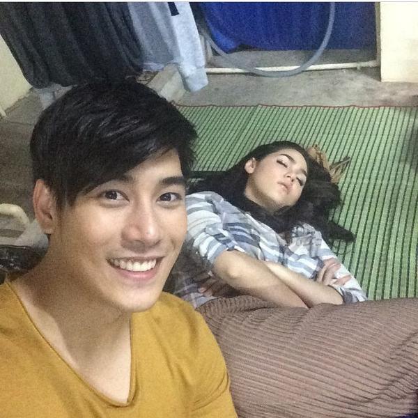 { IG : ken_phupoom } เก๊า ขอโทษนะ ทราย #คิคิ #เดี๋ยวหนีกลับก่อนละก่อนทรายตื่น #กลัวโดนด่า #แฮ่ๆ 😜😂😂 @Chompoo_both