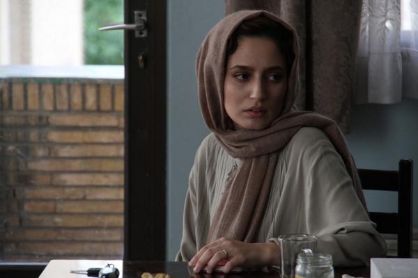 femmes_de's tweet photo. #NegarJavaherian starring #Iranian drama #Tales in #competition at #Venezia71 and #Melbourne in Critics’ Week http://t.co/4AHZOOzaO8
