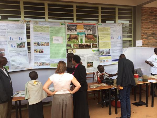 MVOmicro's tweet image. Business ideeën opdoen voor ons project en uitwisselen met de agri coöperaties uit de regio #Burundi #microverzekeren